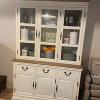 Credenza e tavolo Maison du Monde serie Leontine