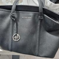 borsa michael kors  nera