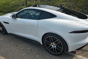 Jaguar F Type Chequered Flag 