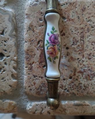 Maniglie in ceramica decorata