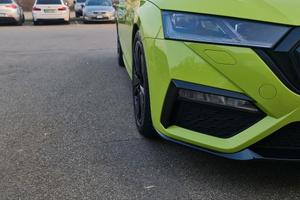 SKODA OCTAVIA RS-HATCHBACH GREEN 