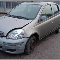 TOYOTA YARIS per ricambi