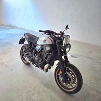 Yamaha XSR 700 Xtribute 2023