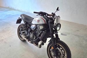 Yamaha XSR 700 Xtribute 2023