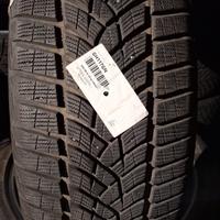 Gomme invernali good year 235/50 r19 103v