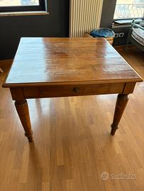 Tavolo antico in noce fine ‘800