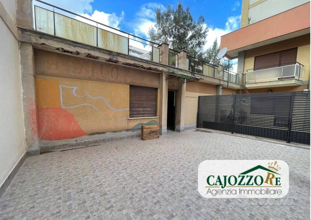 Appartamento di 255 m² con più di 5 locali e box a - Vista 3