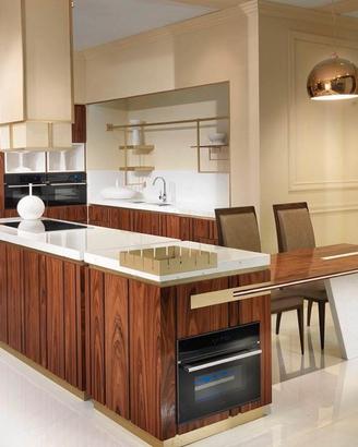 CUCINA NUOVA CON ISOLA DA SHOWROOM
