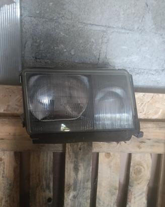 vari pezzi Mercedes 200e