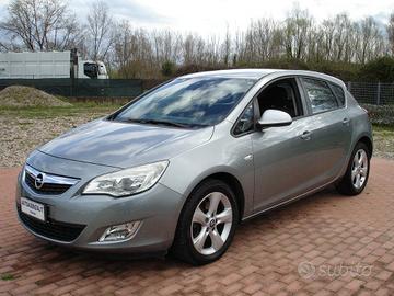 OPEL Astra 1.7 CDTI 110CV 5 porte Cosmo