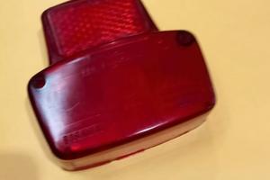 Plastica fanalino post. Vespa 125 primavera