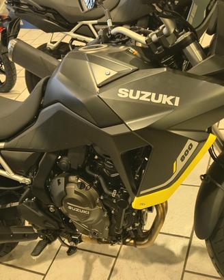 Suzuki V Strom DL 800 DL 800 SE RUOTE IN LEGA 2025