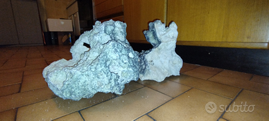 Rocce ornamentali acquario