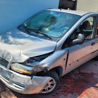 Multipla per ricambi