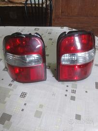 Coppia fanali posteriori Kia Sportage del 2000