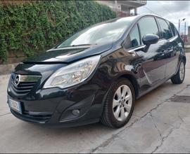 OPEL Meriva 1.7 DIESEL - 2013 vetrin