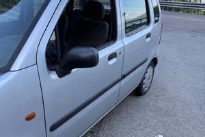 Opel agila