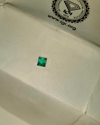 Smeraldo Naturale 1.24 ct IGI Zambia Certificato