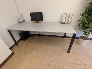Scrivania grigia 200x80