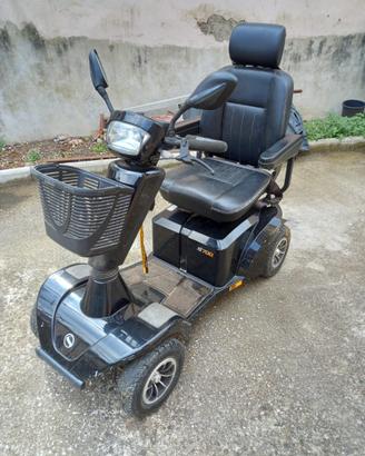 Scooter elettrico per disabili