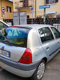 Renault clio 99