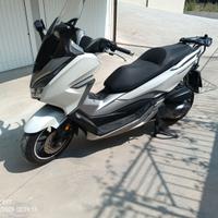 Honda Forza 300 ABS De luxe