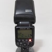 Flash Meike MK 910