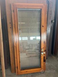 Finestra in legno