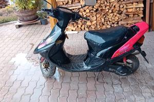 Scooter Suzuki scorpion 50 cc