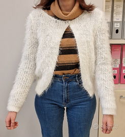 Cardigan "peloso" color bianco