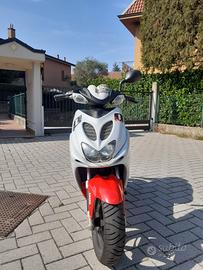 Aerox Yamaha Scooter