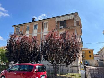Appartamento di 114 m² con 3 locali e box auto a F