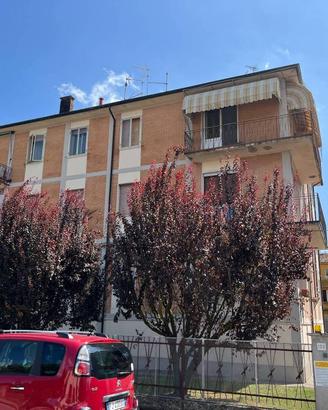 Appartamento di 114 m² con 3 locali e box auto a F