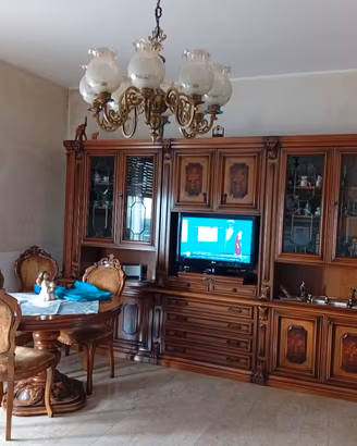sala da pranzo classica completa: