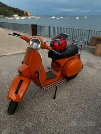 Vespa 125 arcobaleno