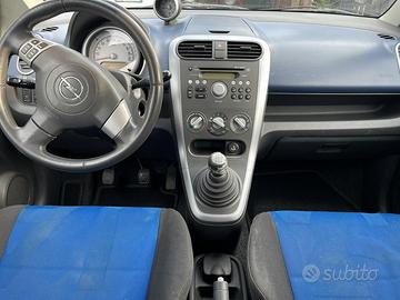 Opel Agila 1000