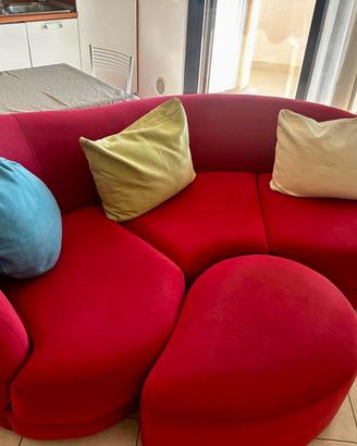 Divano con pouf abbinato “Divanidea”