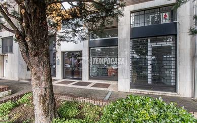 GIA LIBERO!! NEGOZIO SU STRADA DI 45 MQ