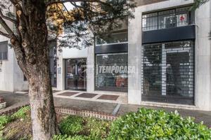 GIA LIBERO!! NEGOZIO SU STRADA DI 45 MQ