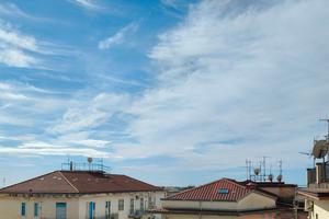 Soluzione in zona Carmine con box e posto auto