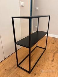 Tavolino di servizio