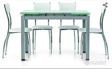 Tavolo Moderno 80 x 80 allungabile 120 cm