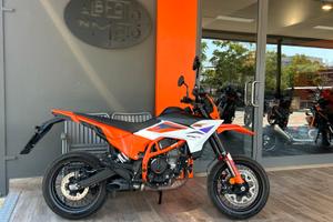 Ktm 390 SMC R