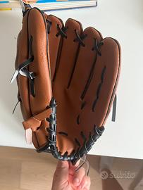 Guantone da baseball con pallina wilson