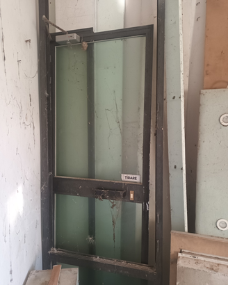 Porta+telaio in alluminio con vetro antieffrazione