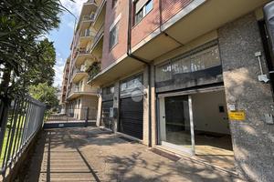 NEGOZIO A CASTELLANZA