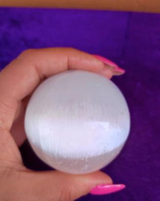sfera in selenite cristalli minerali