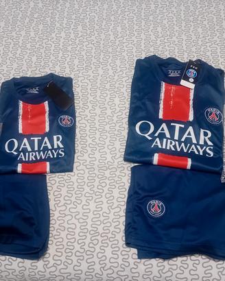completi PARIS SAINT GERMAIN --- PSG