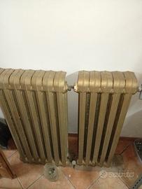 2 termosifoni in ghisa 