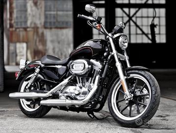 HARLEY DAVIDSON SPORTSTER 883 SUPERLOW (2012)